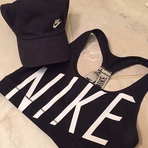 💪🏼Nike Sports Bra & Hat💪🏼